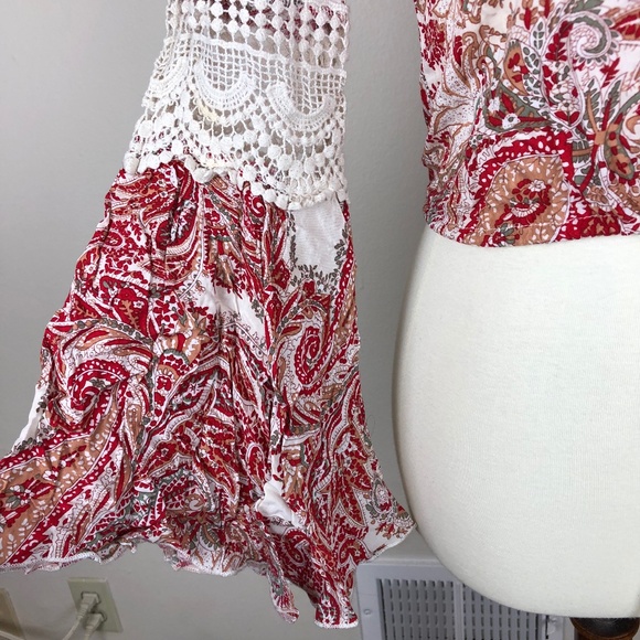 KENDALL & KYLIE Bell Sleeve Crop Top Boho Paisley Red Cream XS - Picture 4 of 8